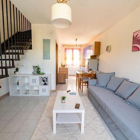 Villetta A Schiera Orchidea Ераклеа Маре Екстериор снимка