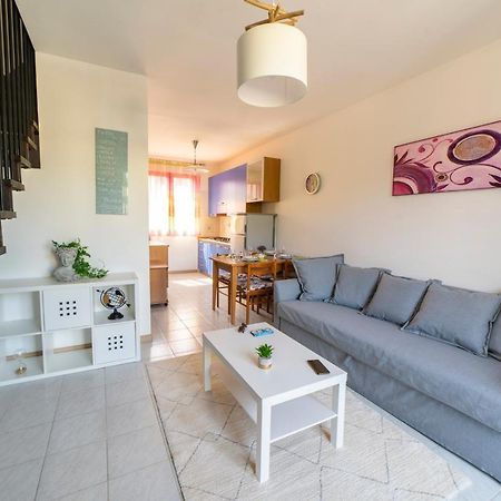 Villetta A Schiera Orchidea Ераклеа Маре Екстериор снимка